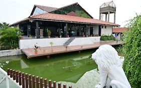 Green Gold Resort